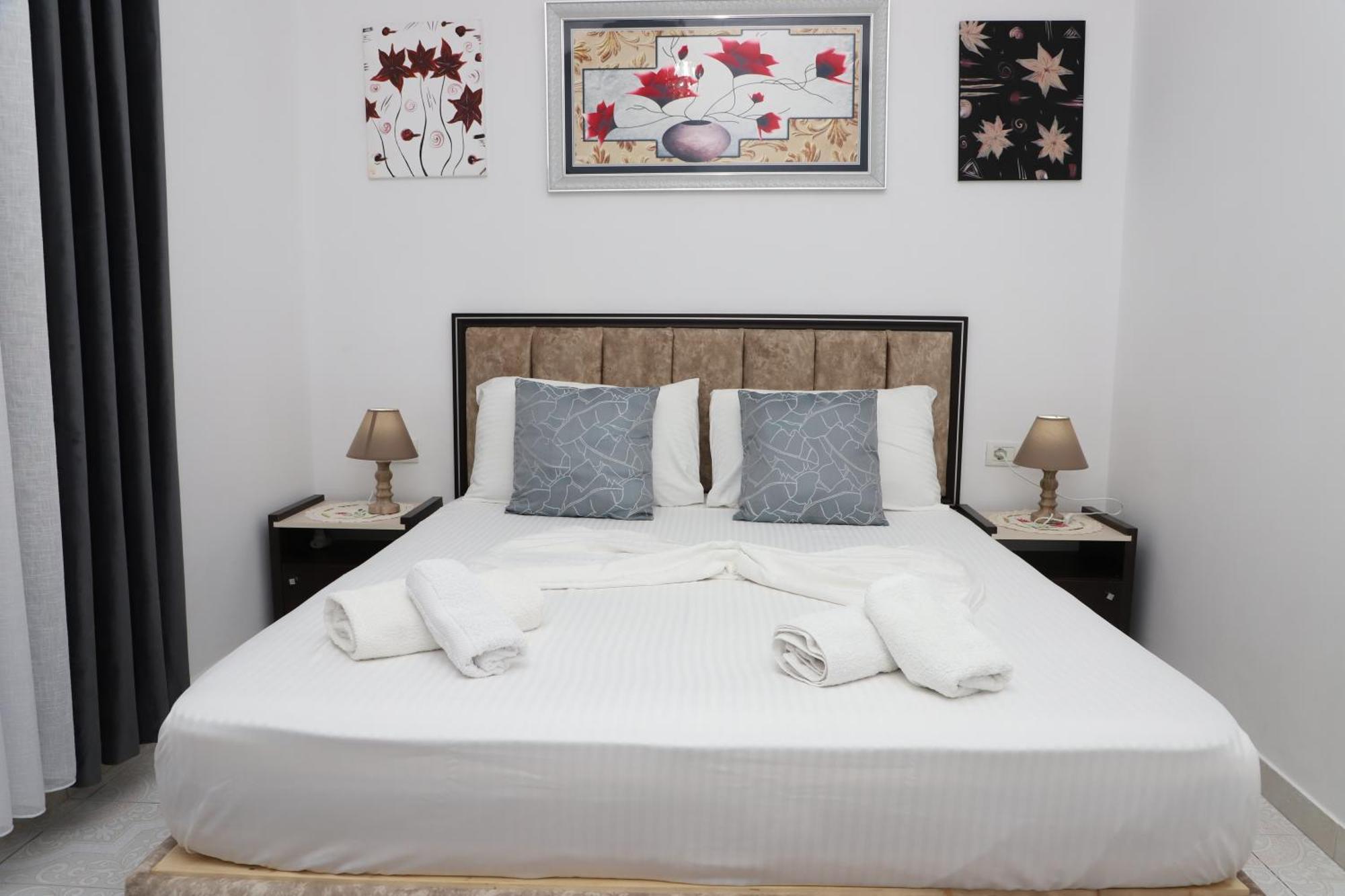 Guest House Marjo Берат Экстерьер фото