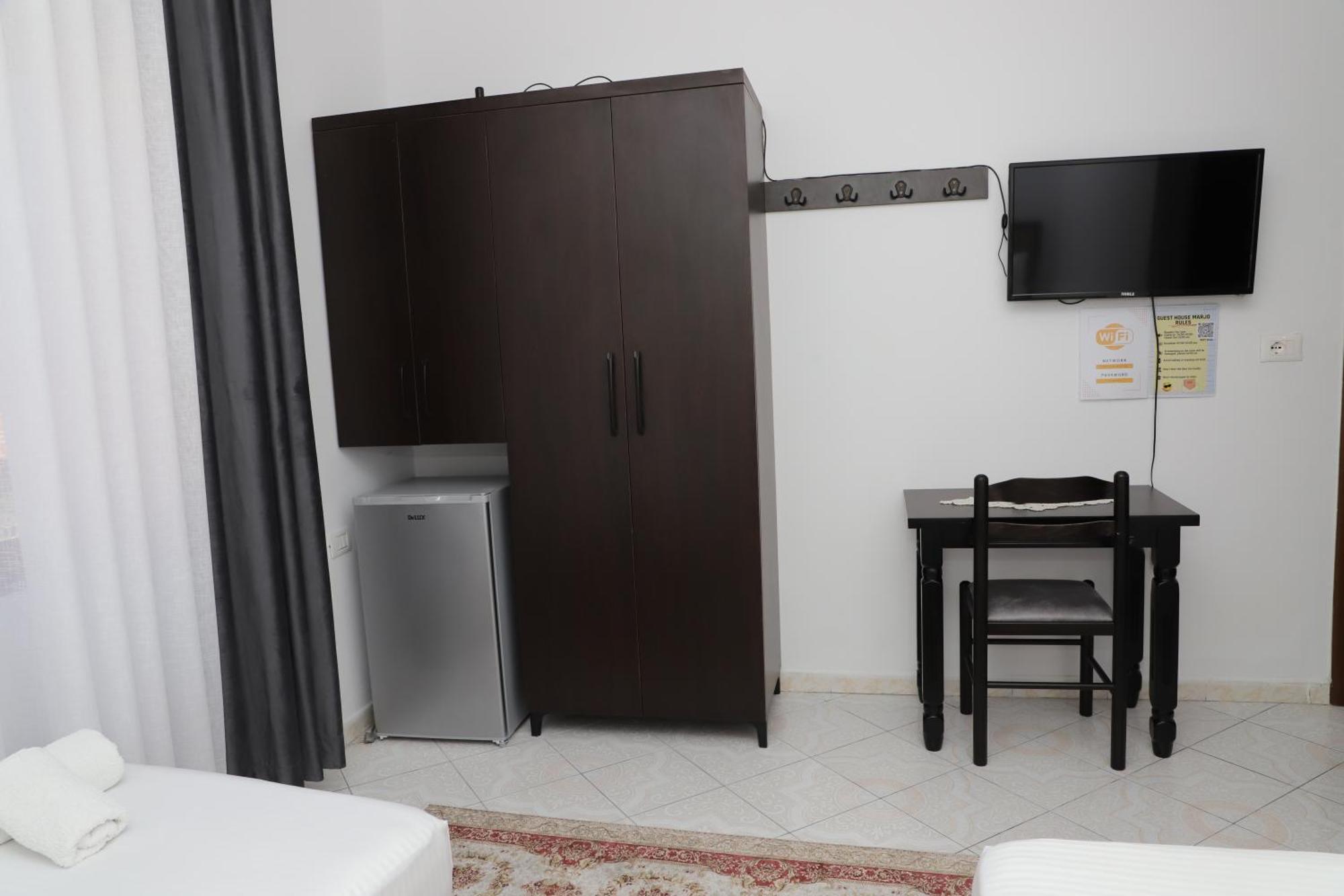 Guest House Marjo Берат Экстерьер фото