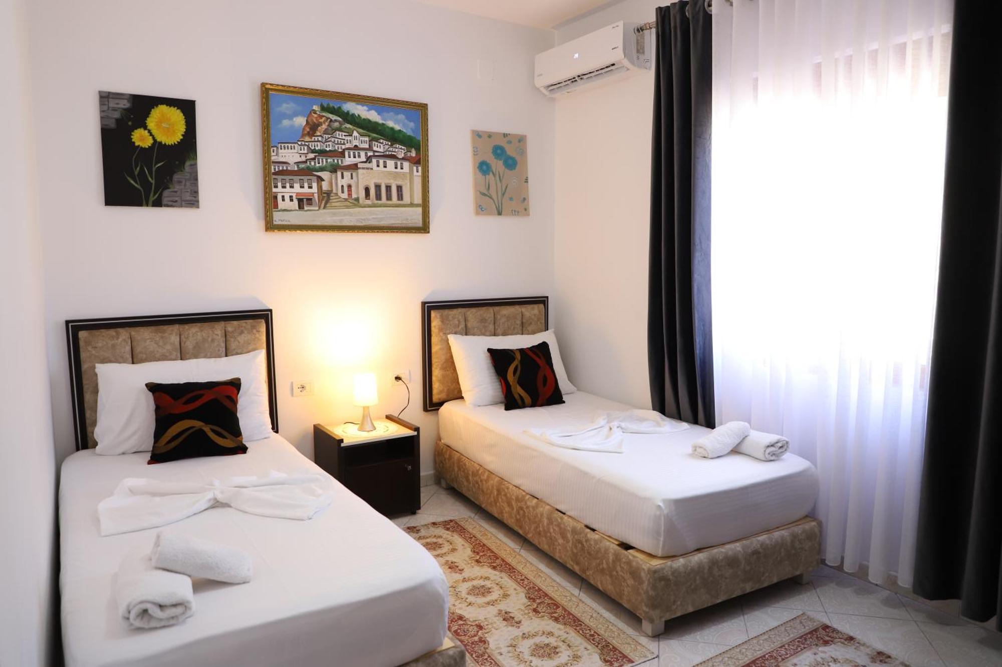 Guest House Marjo Берат Экстерьер фото