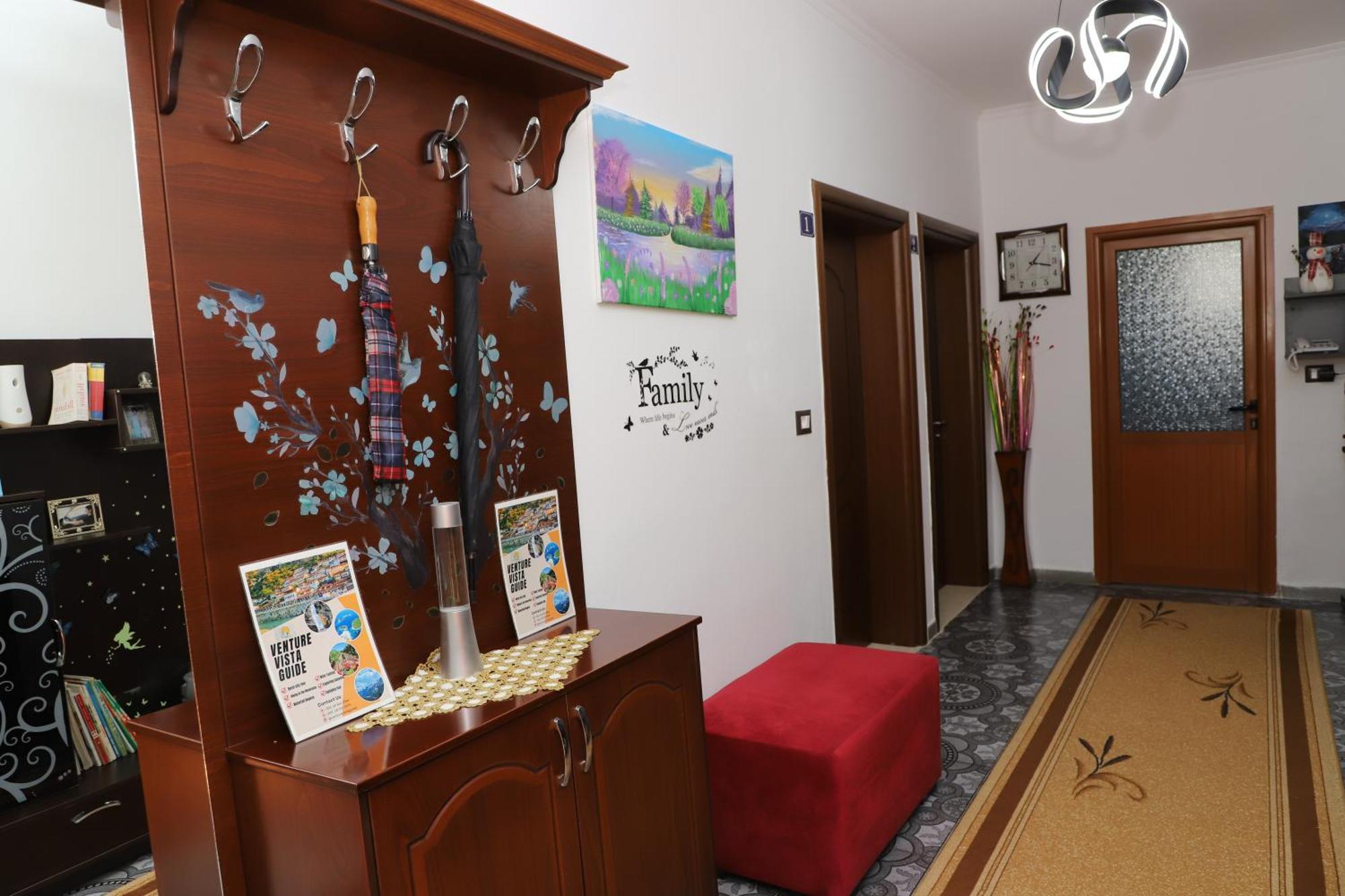 Guest House Marjo Берат Экстерьер фото